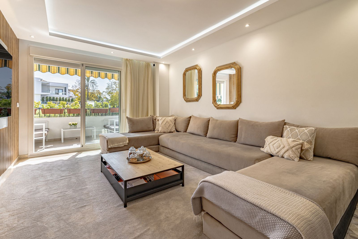 3 bedroom Apartments for sale in Guadalmina Alta – R5019355