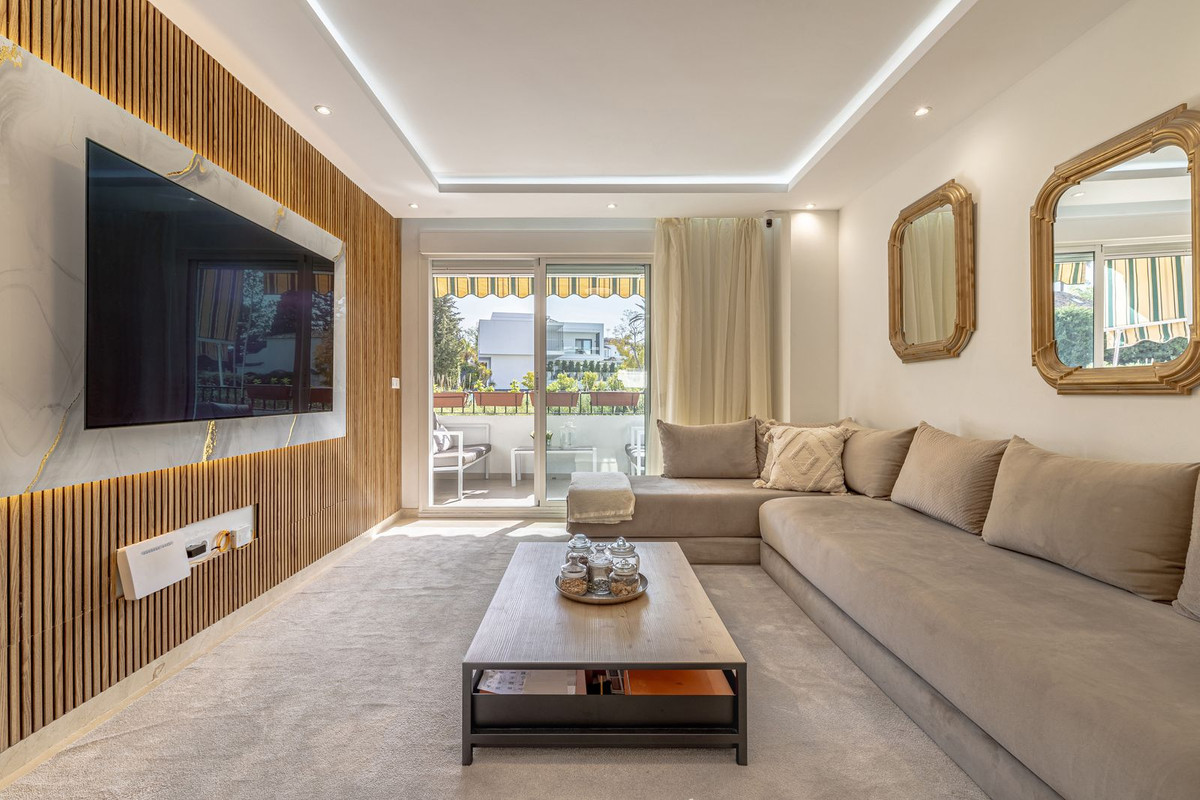 3 bedroom Apartments for sale in Guadalmina Alta – R5019355