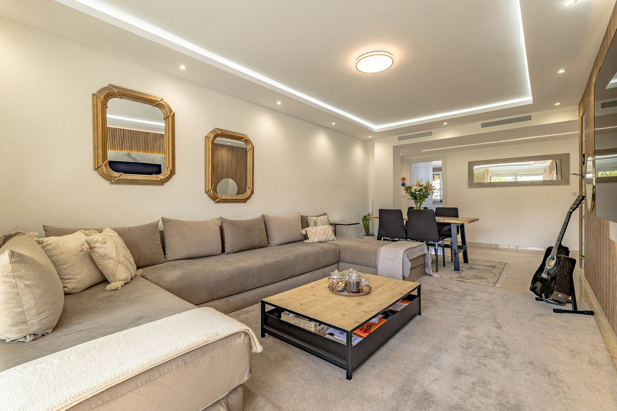 3 bedroom Apartments for sale in Guadalmina Alta – R5019355