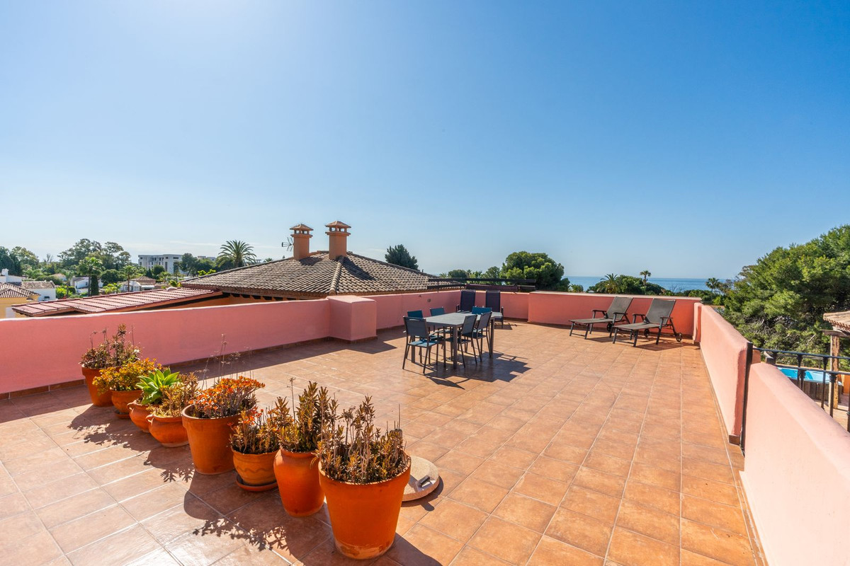 2 bedroom Penthouses for sale in Nueva Milla de Oro – R5156959