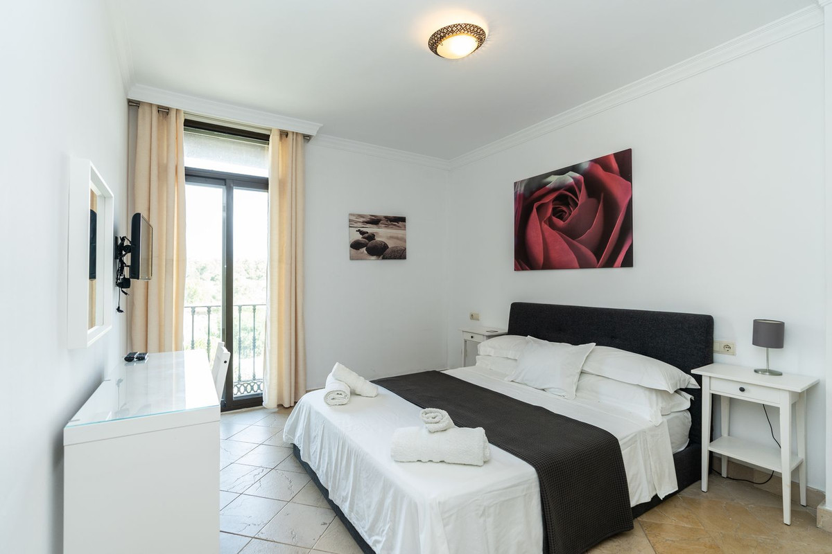 2 bedroom Penthouses for sale in Nueva Milla de Oro – R5156959