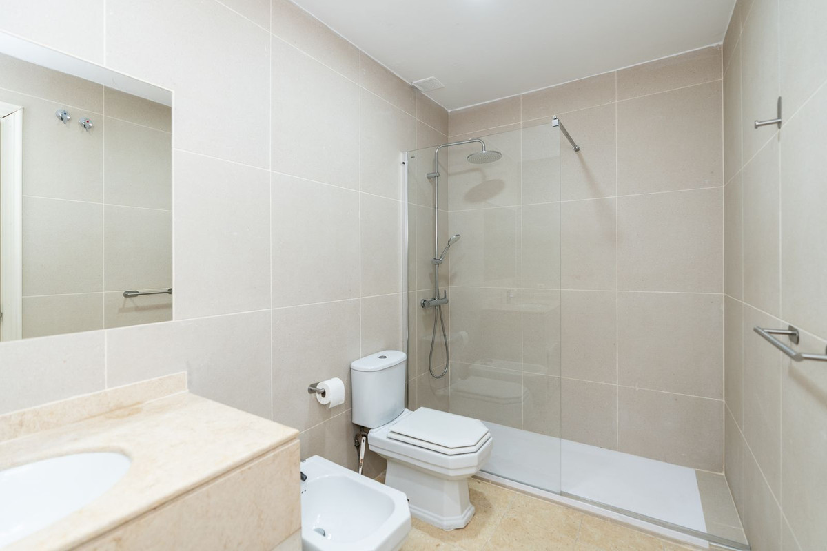 2 bedroom Penthouses for sale in Nueva Milla de Oro – R5156959