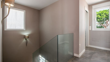 4 bedroom Villas for sale in Marbella – R5155102
