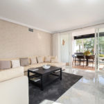 4 bedroom Apartments for sale in Milla de Oro – R5157145