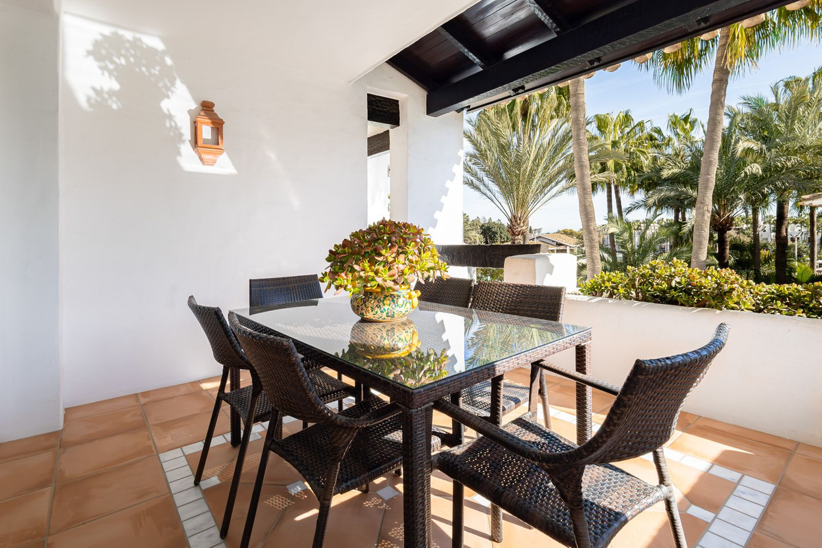 4 bedroom Apartments for sale in Milla de Oro – R5157145