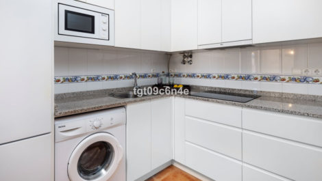 1 bedroom Apartments for sale in Marbella – R5154760
