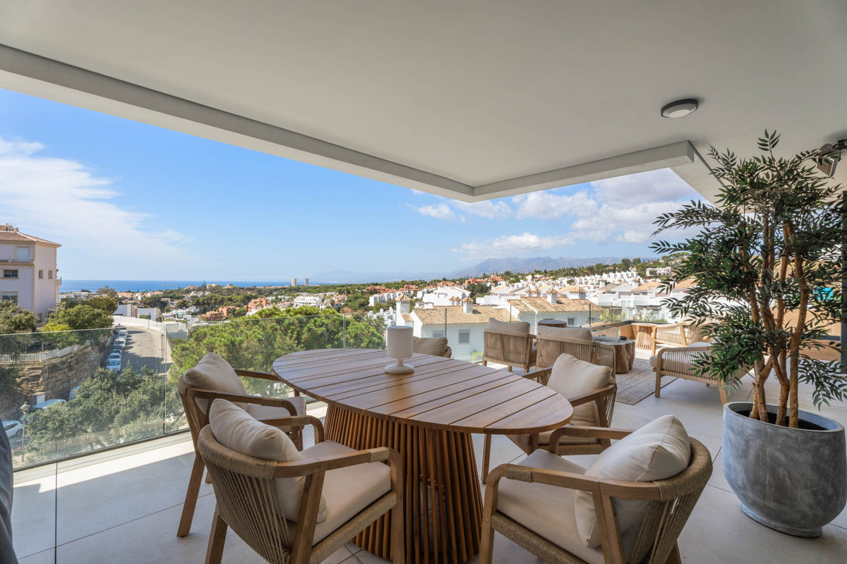 3 bedroom Apartments for sale in Artola – R5173114