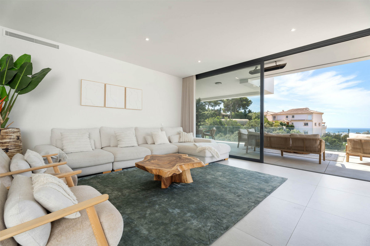 3 bedroom Apartments for sale in Artola – R5173114