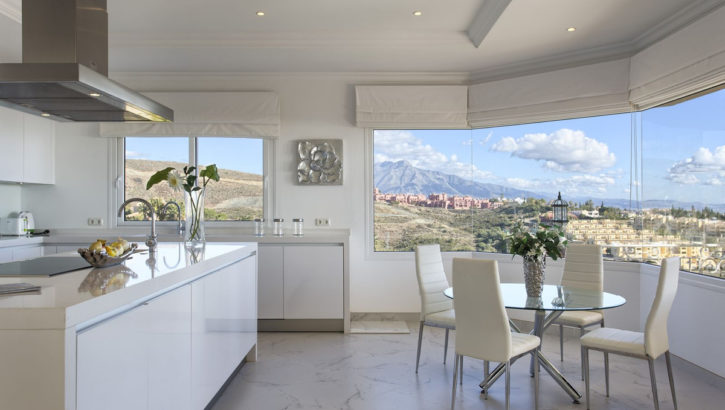 Villas de 8 dormitorios en venta en Los Flamingos – R4428886 en 