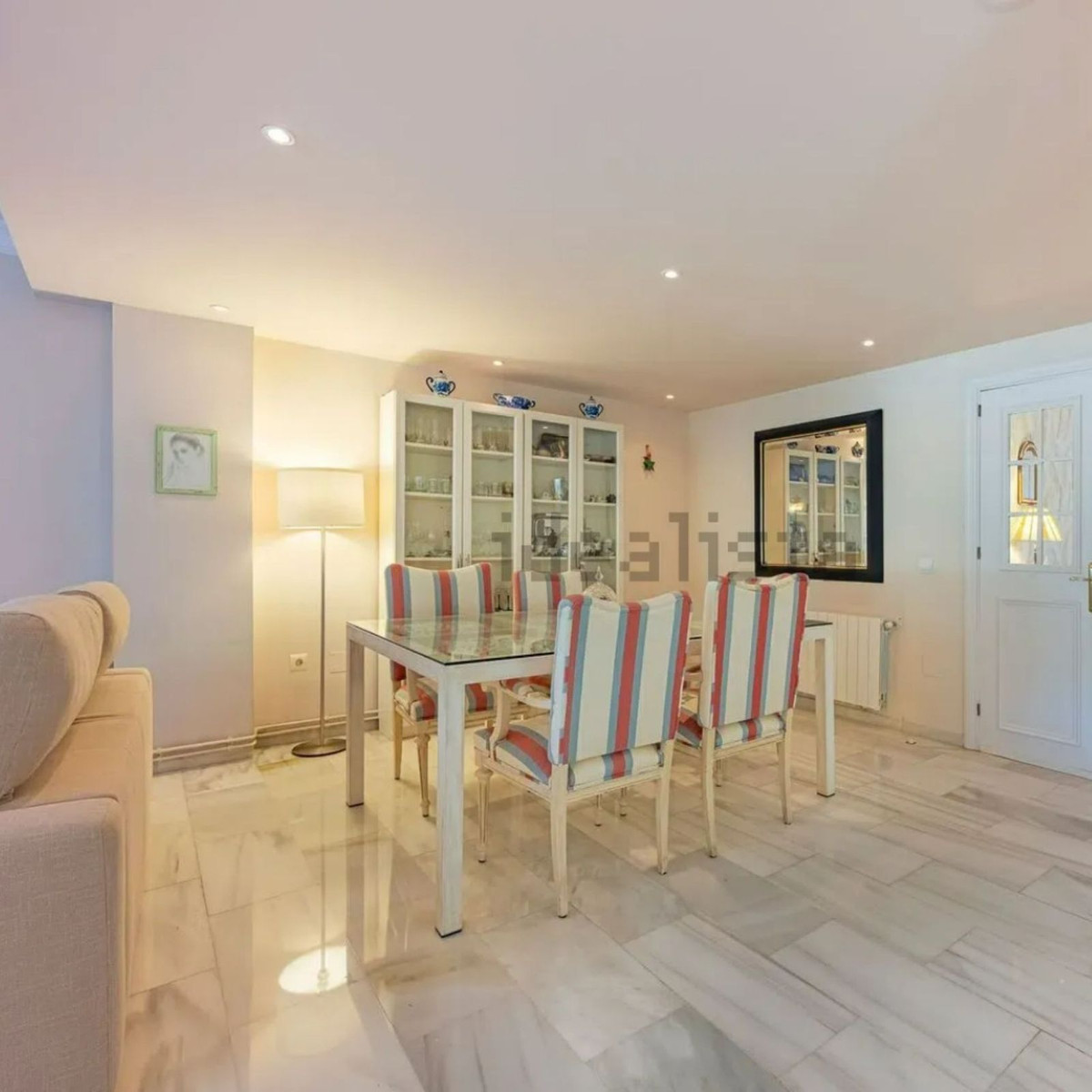 3 bedroom Townhouses for sale in Marbella – R5127274