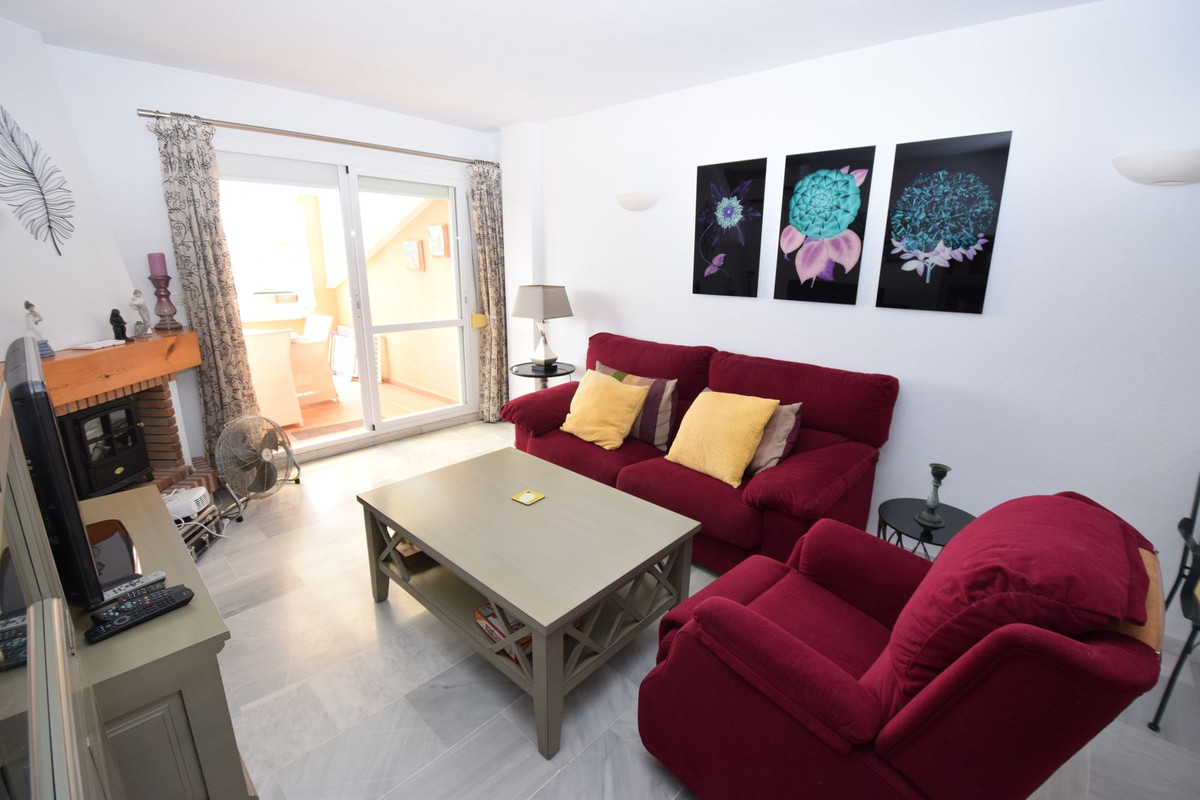 2 bedroom Penthouses for sale in La Cala de Mijas – R5159521