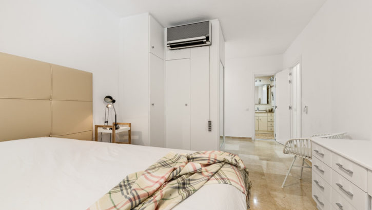 Apartamentos de 3 dormitorios en venta en Marbella – R5142223 en 