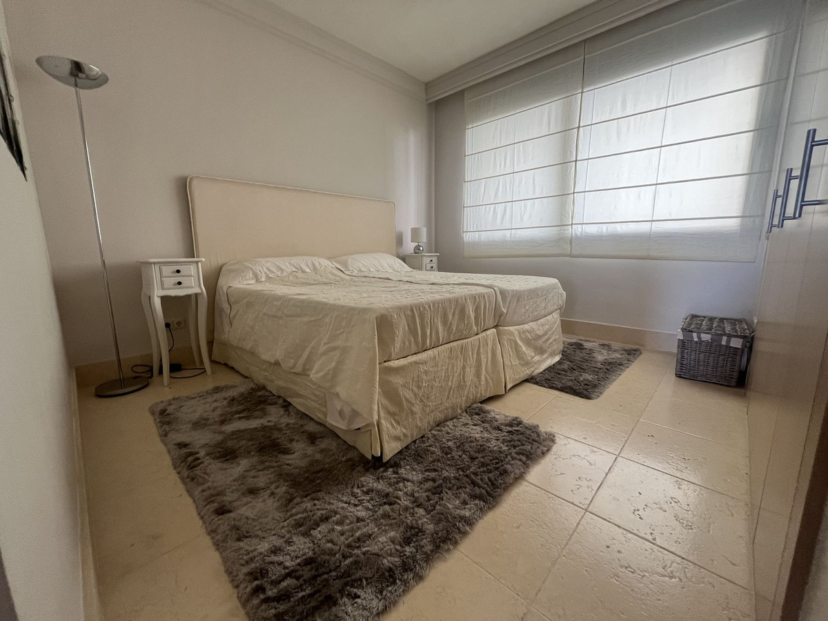 2 bedroom Apartments for sale in Altos de los Monteros – R4967812