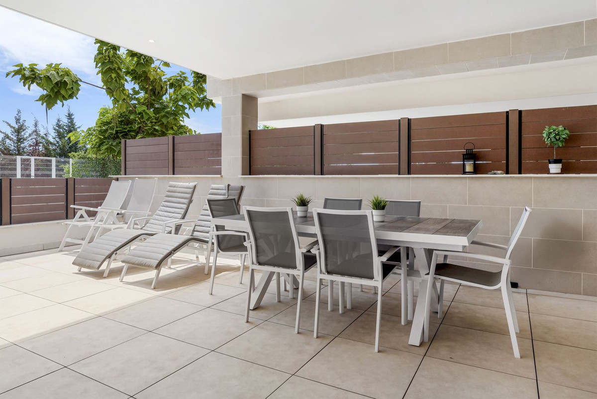 3 bedroom Apartments for sale in La Cala de Mijas – R5152669