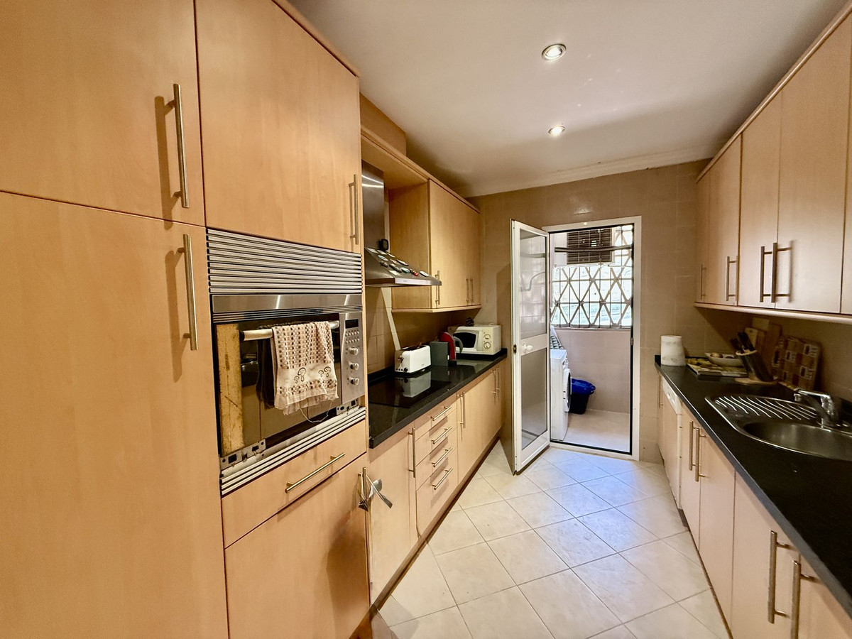 Apartamentos de 2 dormitorios en venta en Elviria – R5164555