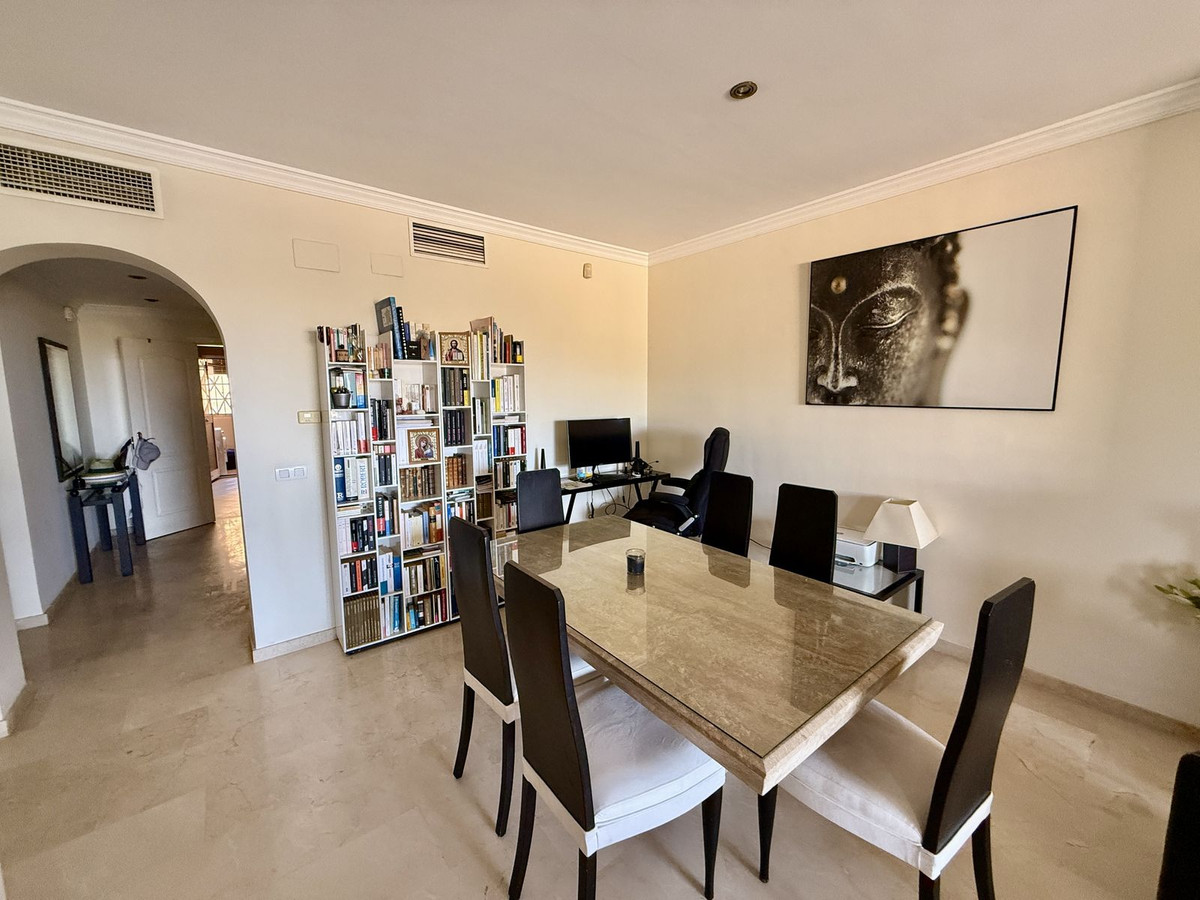 Apartamentos de 2 dormitorios en venta en Elviria – R5164555