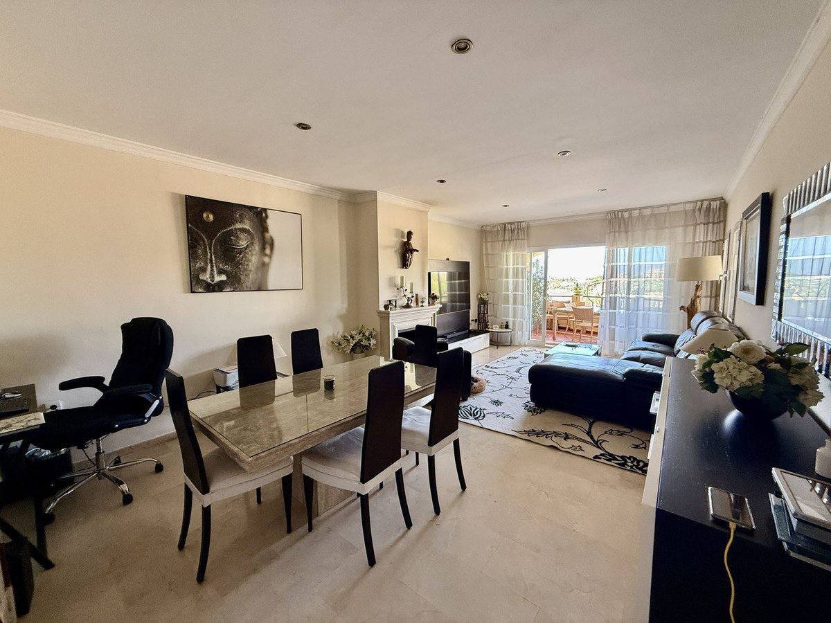 Apartamentos de 2 dormitorios en venta en Elviria – R5164555