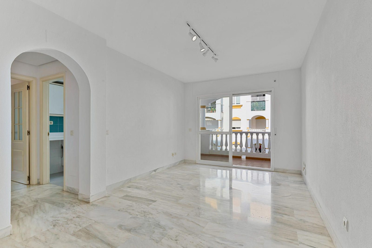 Apartamentos de 2 dormitorios en venta en Marbella – R5150911