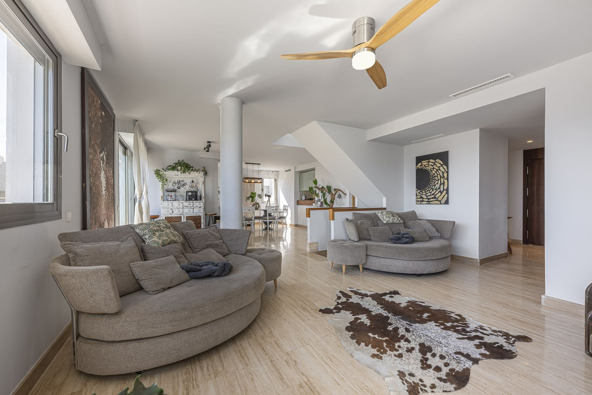 5 bedroom Apartments for sale in La Cala de Mijas – R5159641