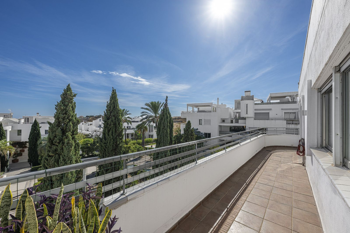 5 bedroom Apartments for sale in La Cala de Mijas – R5159641