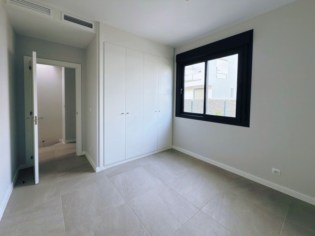 4 bedroom Townhouses for sale in Riviera del Sol – R5156278