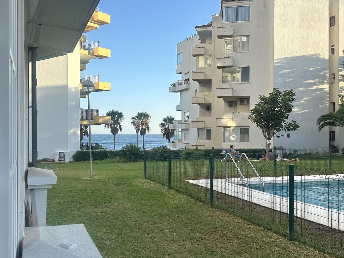 1 bedroom Apartments for sale in Marbella – R5147125