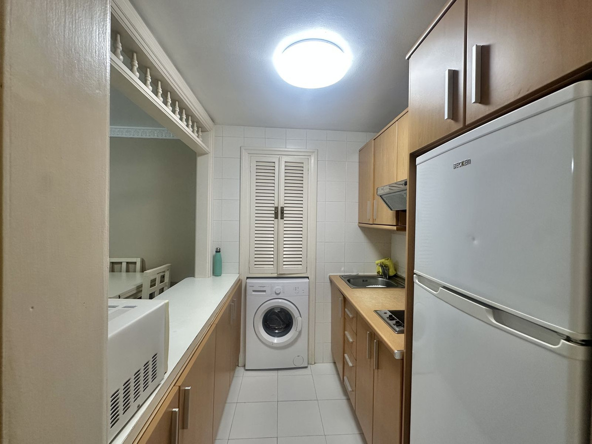 1 bedroom Apartments for sale in Marbella – R5147125