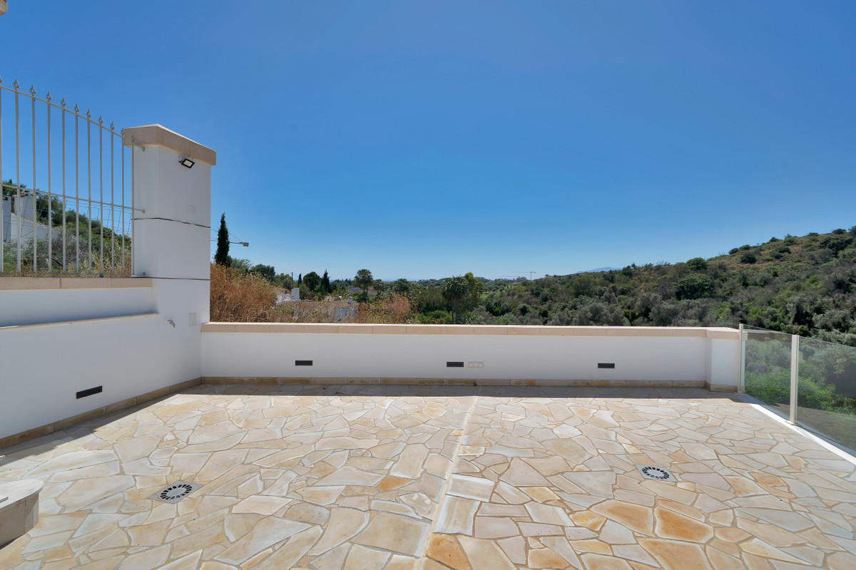 3 bedroom Villas for sale in Marbella – R5047948