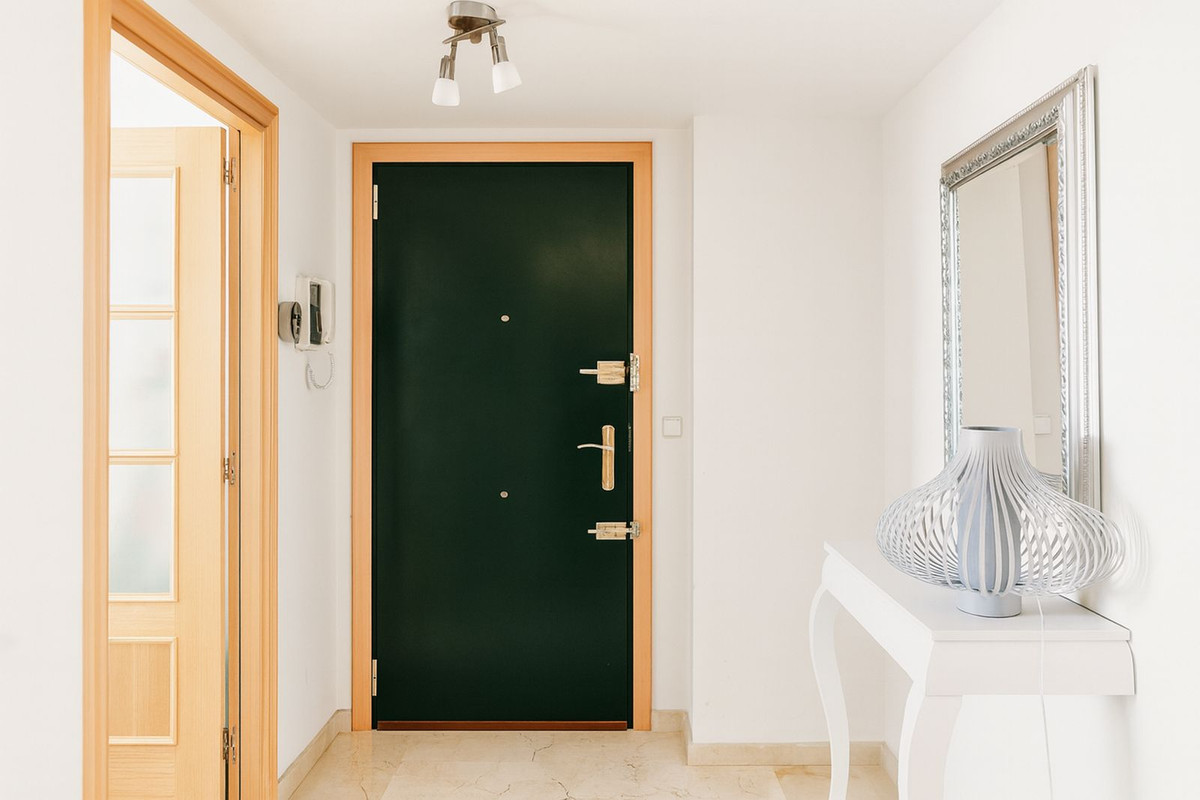Apartamentos de 2 dormitorios en venta en Guadalmina Baja – R5159509