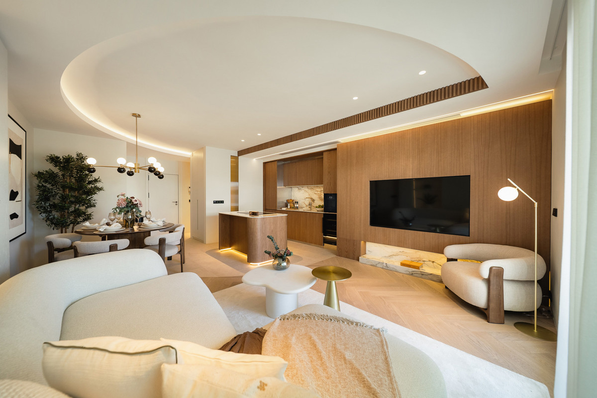 Apartamentos de 3 dormitorios en venta en Milla de Oro – R5161483