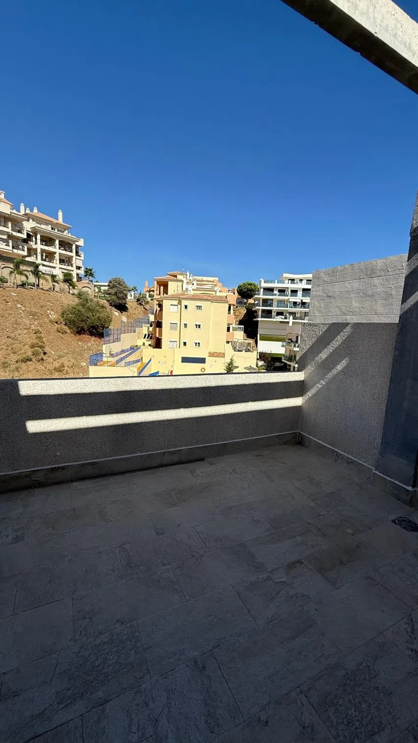 3 bedroom Apartments for sale in Riviera del Sol – R5152207