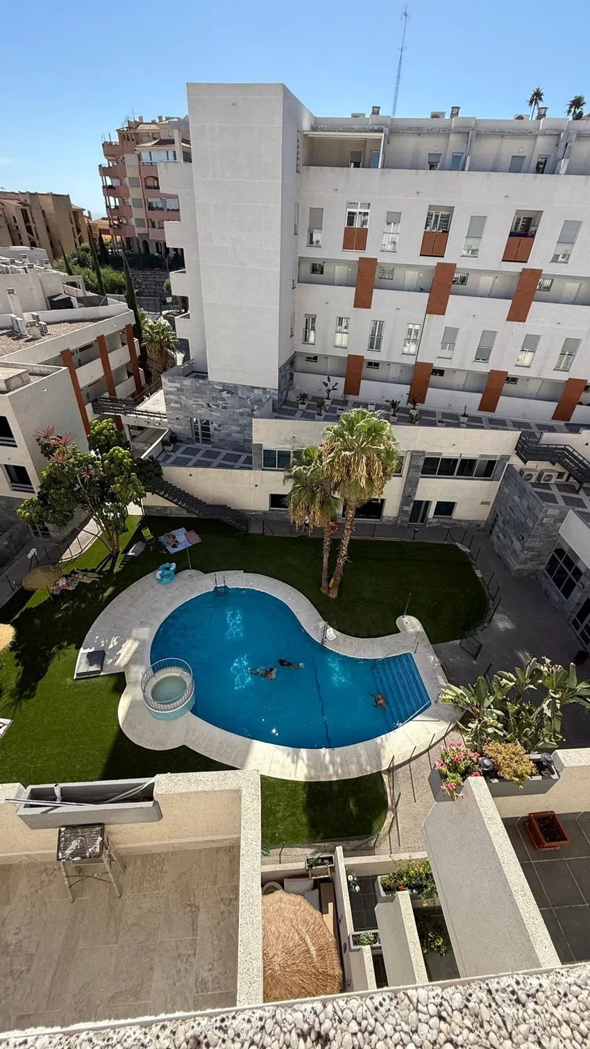 3 bedroom Apartments for sale in Riviera del Sol – R5152207