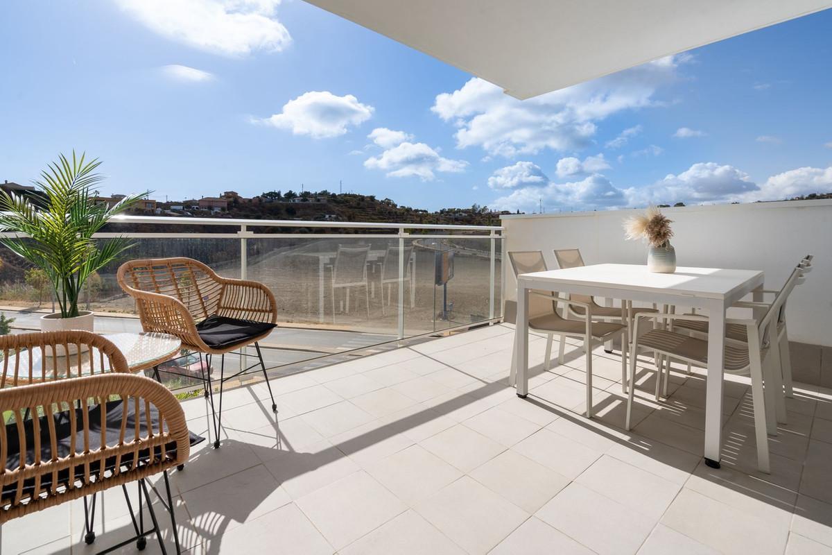 Apartamentos de 3 dormitorios en venta en La Cala de Mijas – R4943212