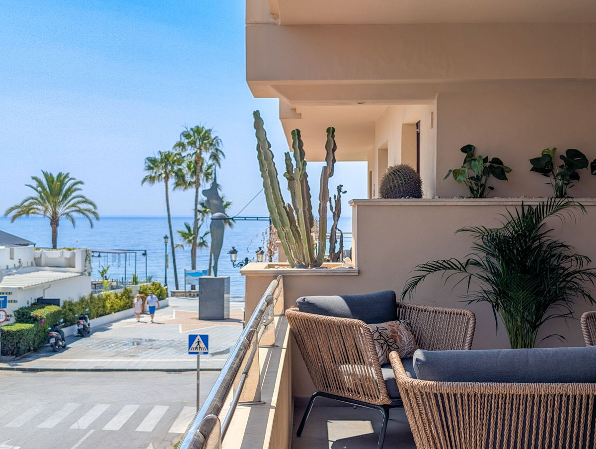 2 bedroom Apartments for sale in Marbella – R5062591