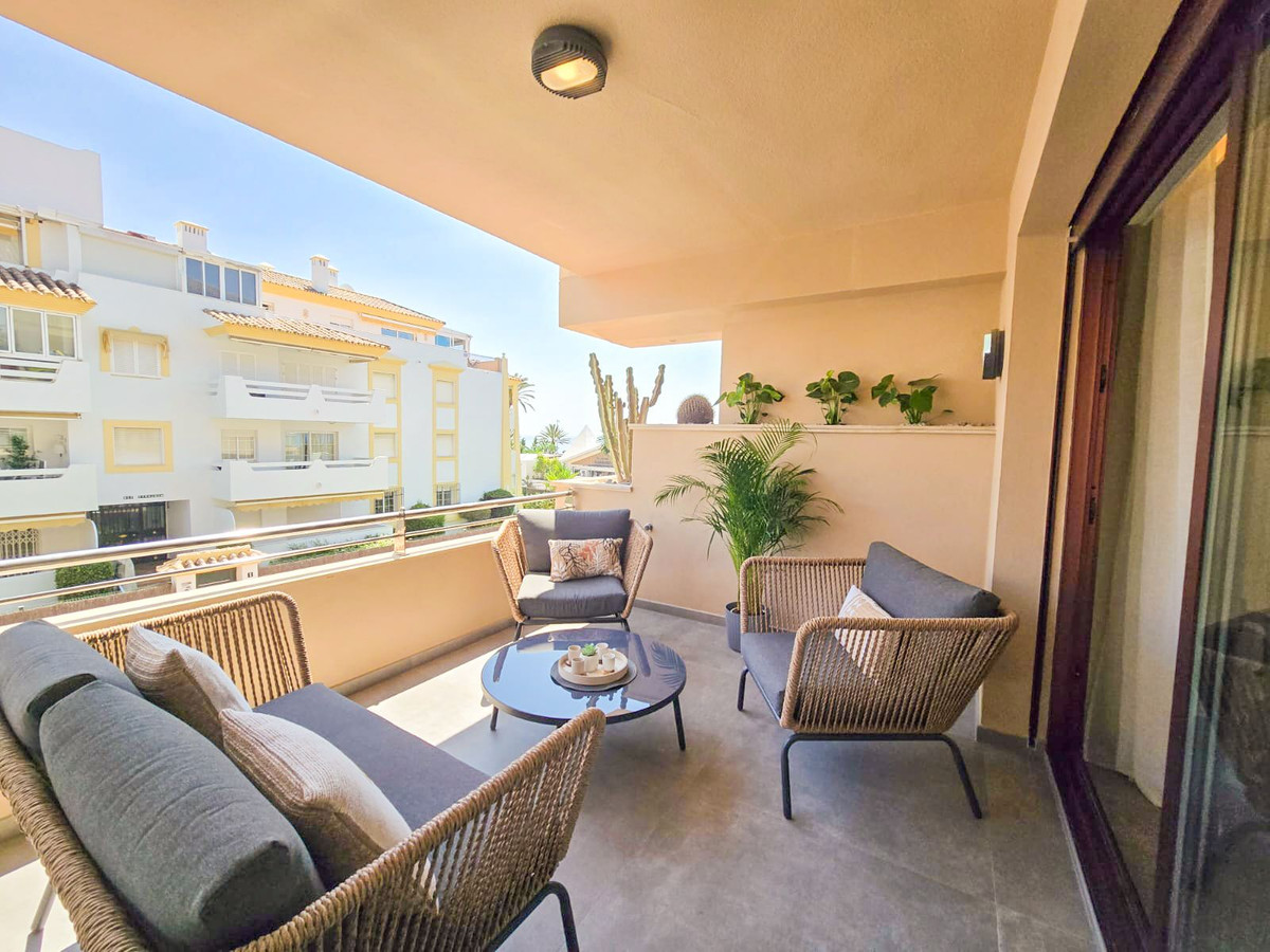 2 bedroom Apartments for sale in Marbella – R5062591