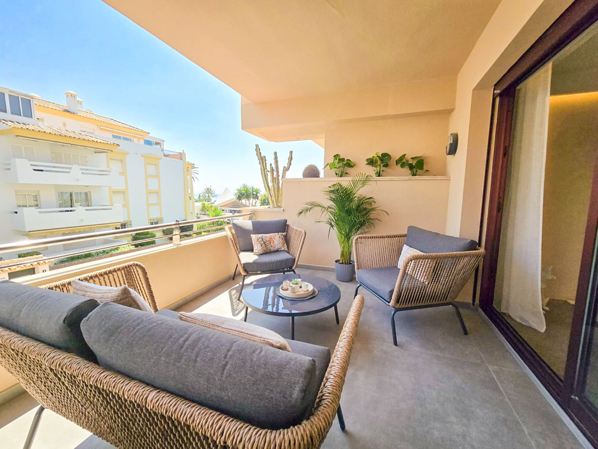 2 bedroom Apartments for sale in Marbella – R5062591