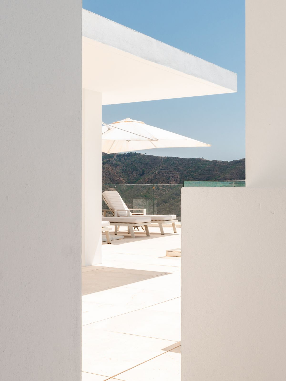 3 bedroom Apartments for sale in Marbella – R5133352