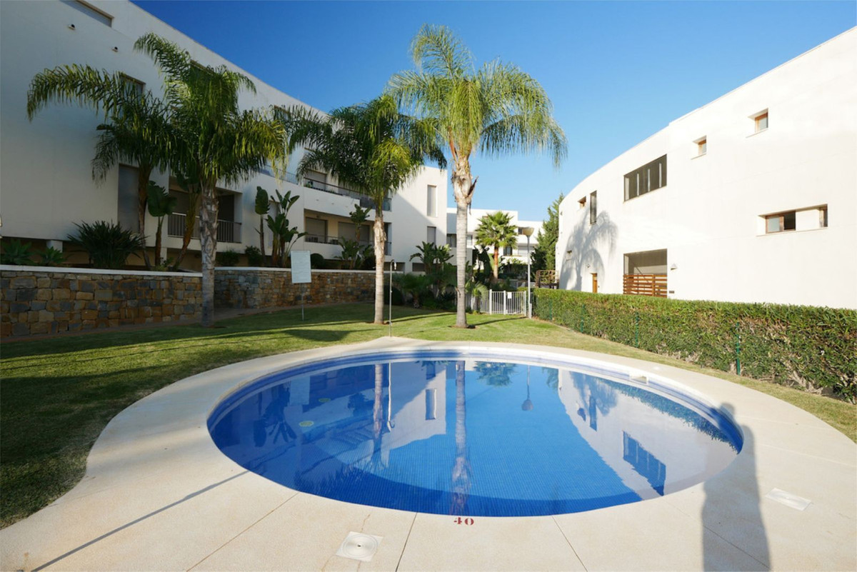 3 bedroom Penthouses for sale in Marbella – R5164108