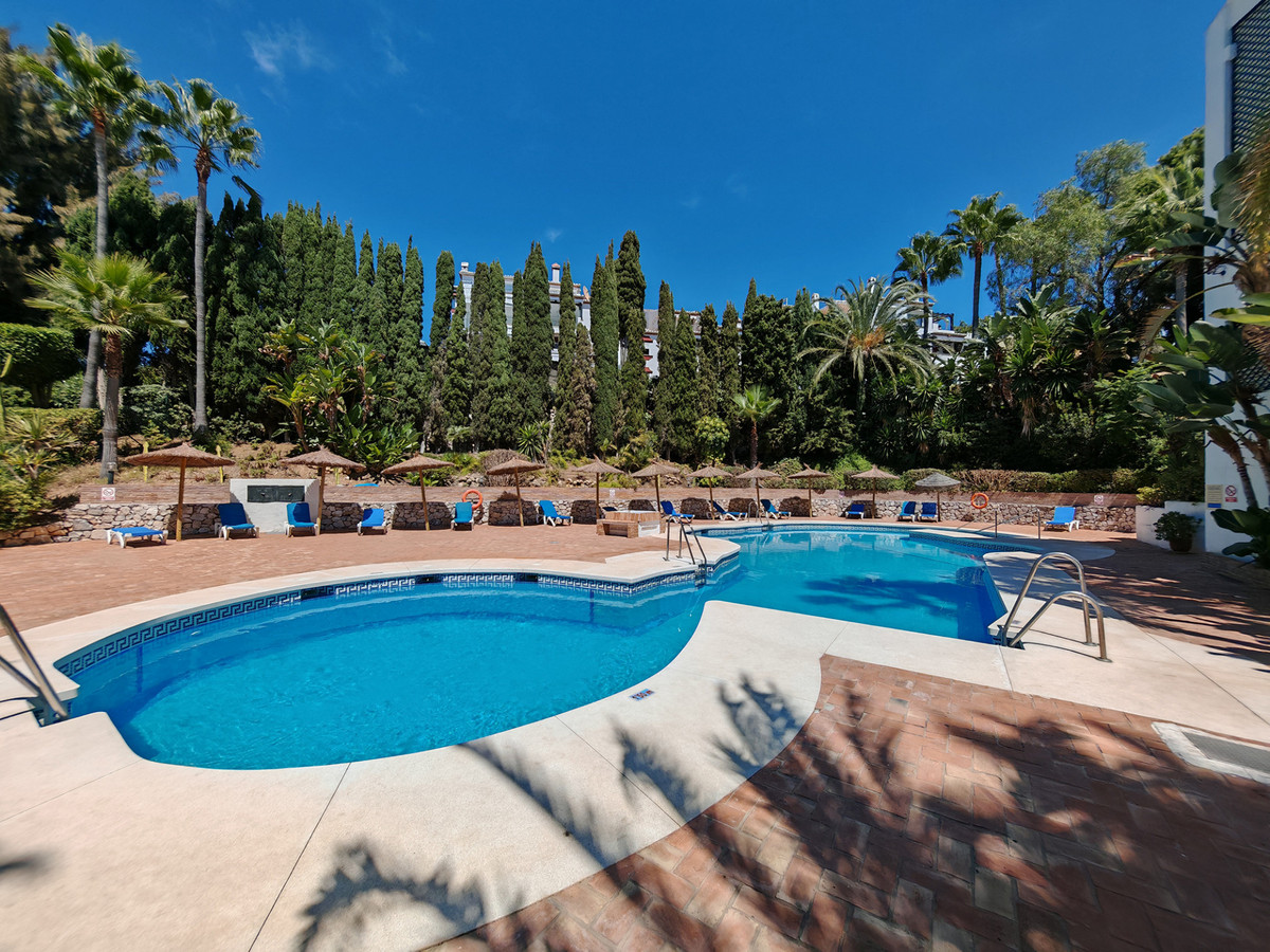 2 bedroom Apartments for sale in Reserva de Marbella – R5150992