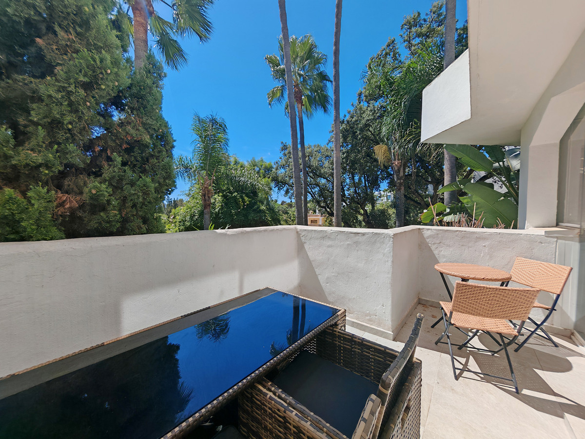 2 bedroom Apartments for sale in Reserva de Marbella – R5150992