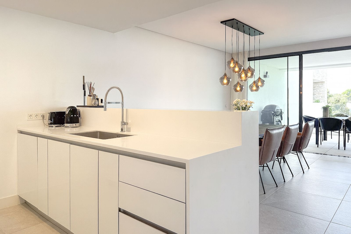 Apartamentos de 4 dormitorios en venta en Artola – R5164534