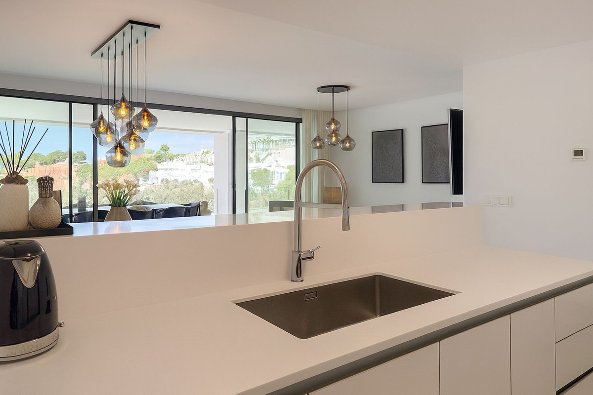 Apartamentos de 4 dormitorios en venta en Artola – R5164534