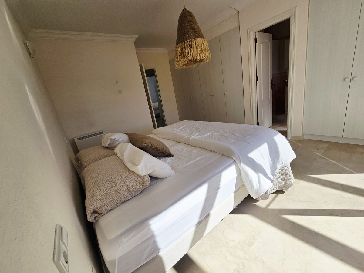 3 bedroom Townhouses for sale in Riviera del Sol – R5150128