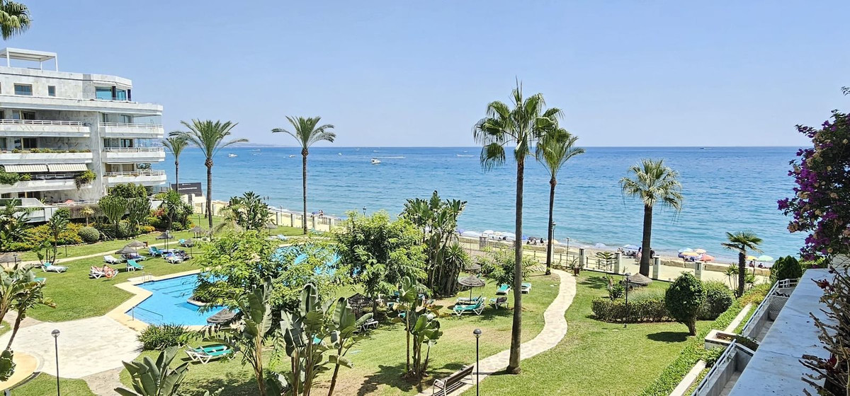 2 bedroom Apartments for sale in Marbella – R5146711