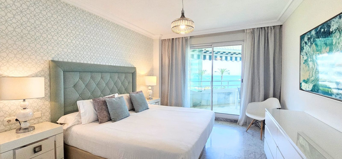 2 bedroom Apartments for sale in Marbella – R5146711