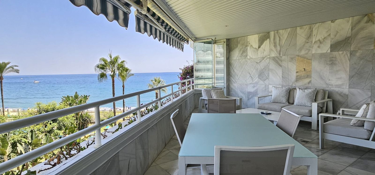 2 bedroom Apartments for sale in Marbella – R5146711