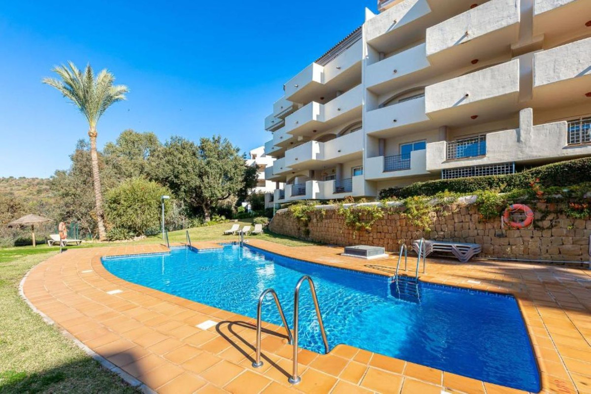 Apartamentos de 2 dormitorios en venta en Elviria – R5159698