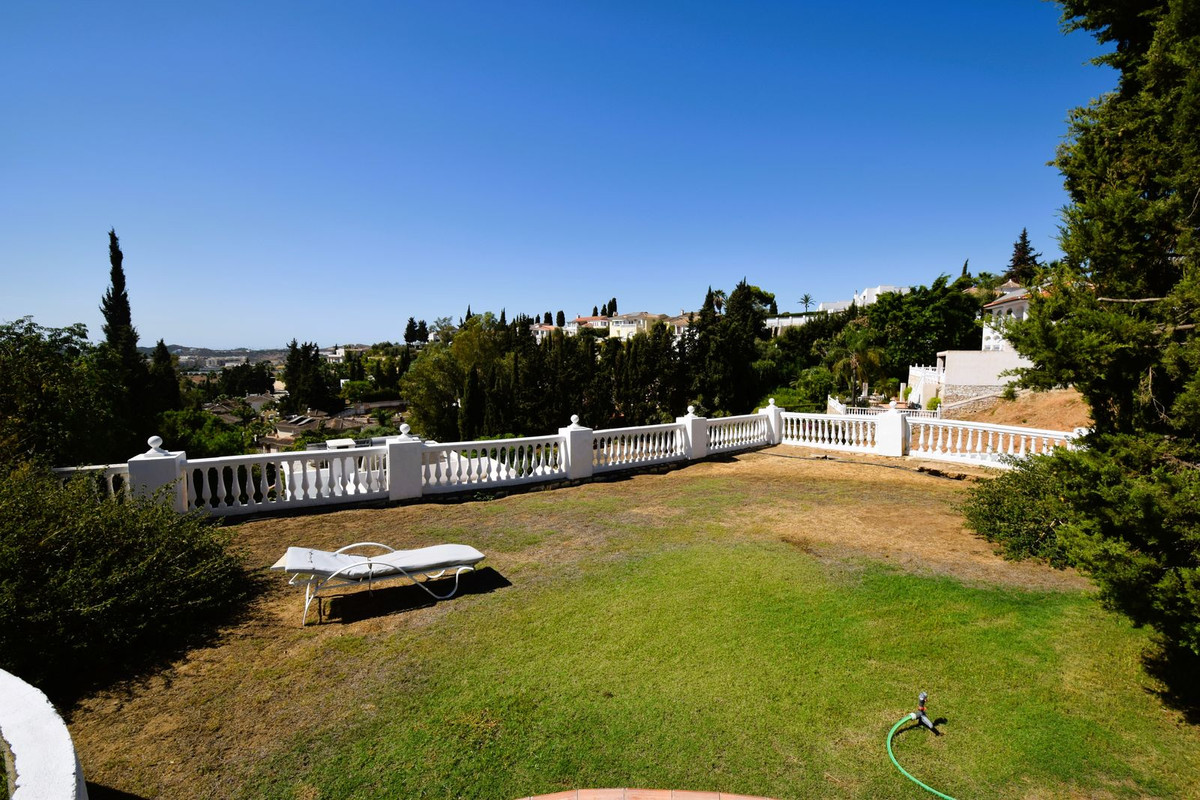 Villas de 3 dormitorios en venta en Mijas – R5163715
