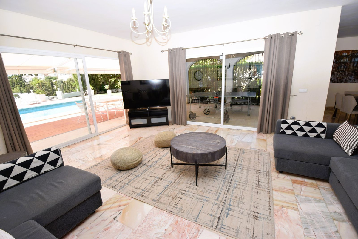 Villas de 3 dormitorios en venta en Mijas – R5163715