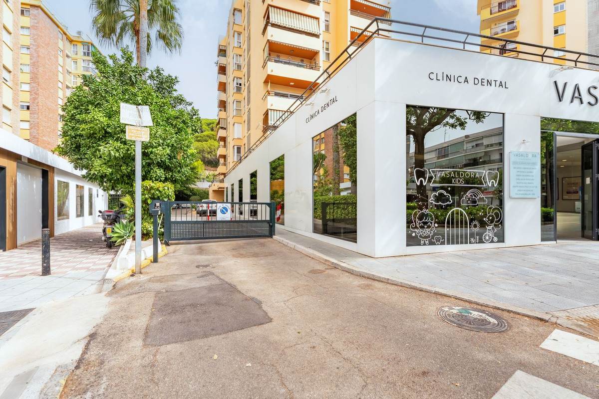 4 bedroom Apartments for sale in Marbella – R5148583